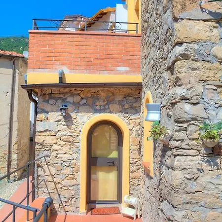 La Casa Di Pietra Daire Villa Faraldi